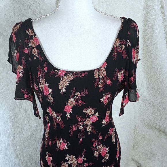BLACK & PINK FLORAL SEQUIN DRESS SZ.S EUC - Picture 3 of 6